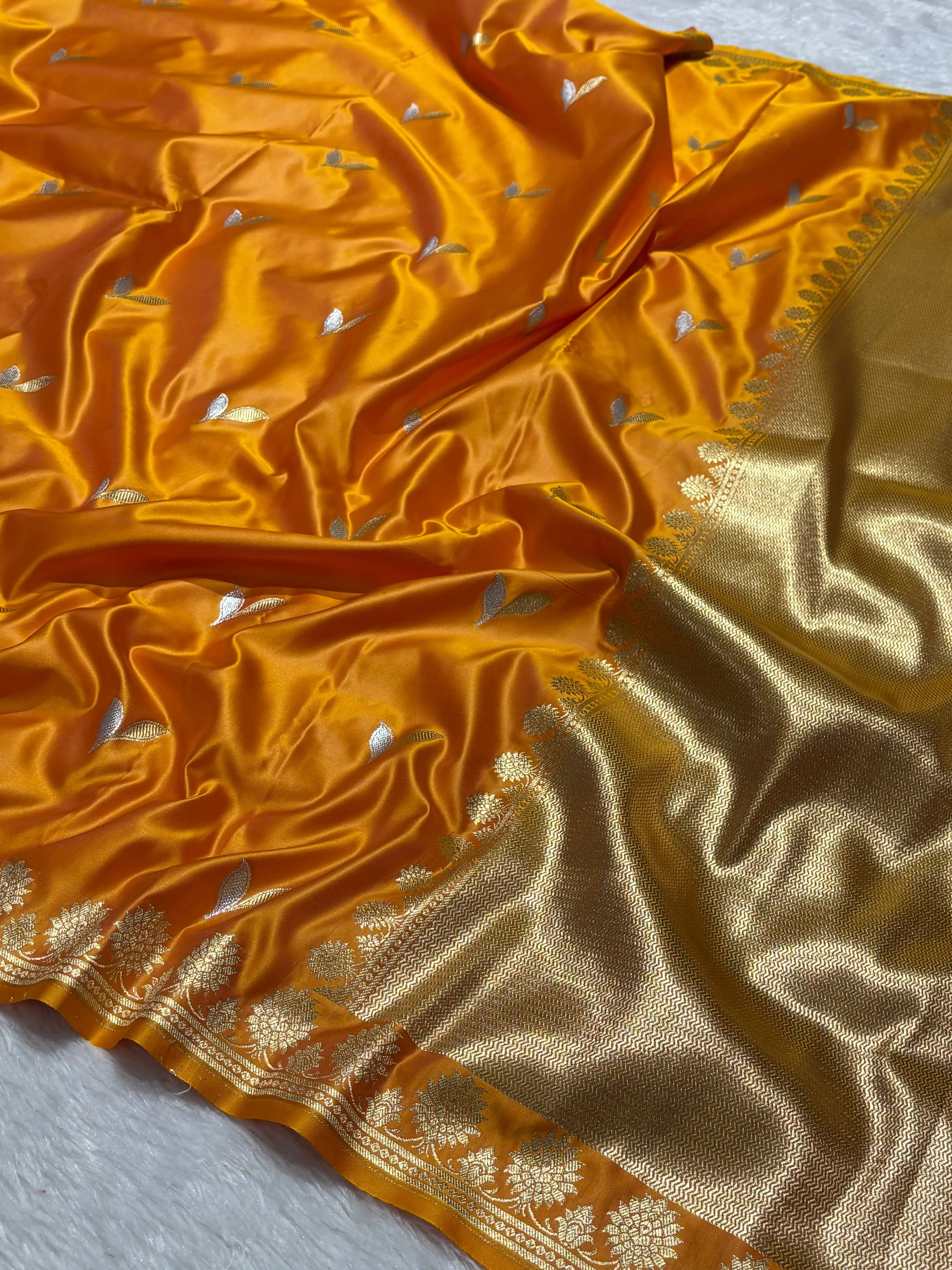 Banarasi Katan Soft Silk Saree - Pastel Mint